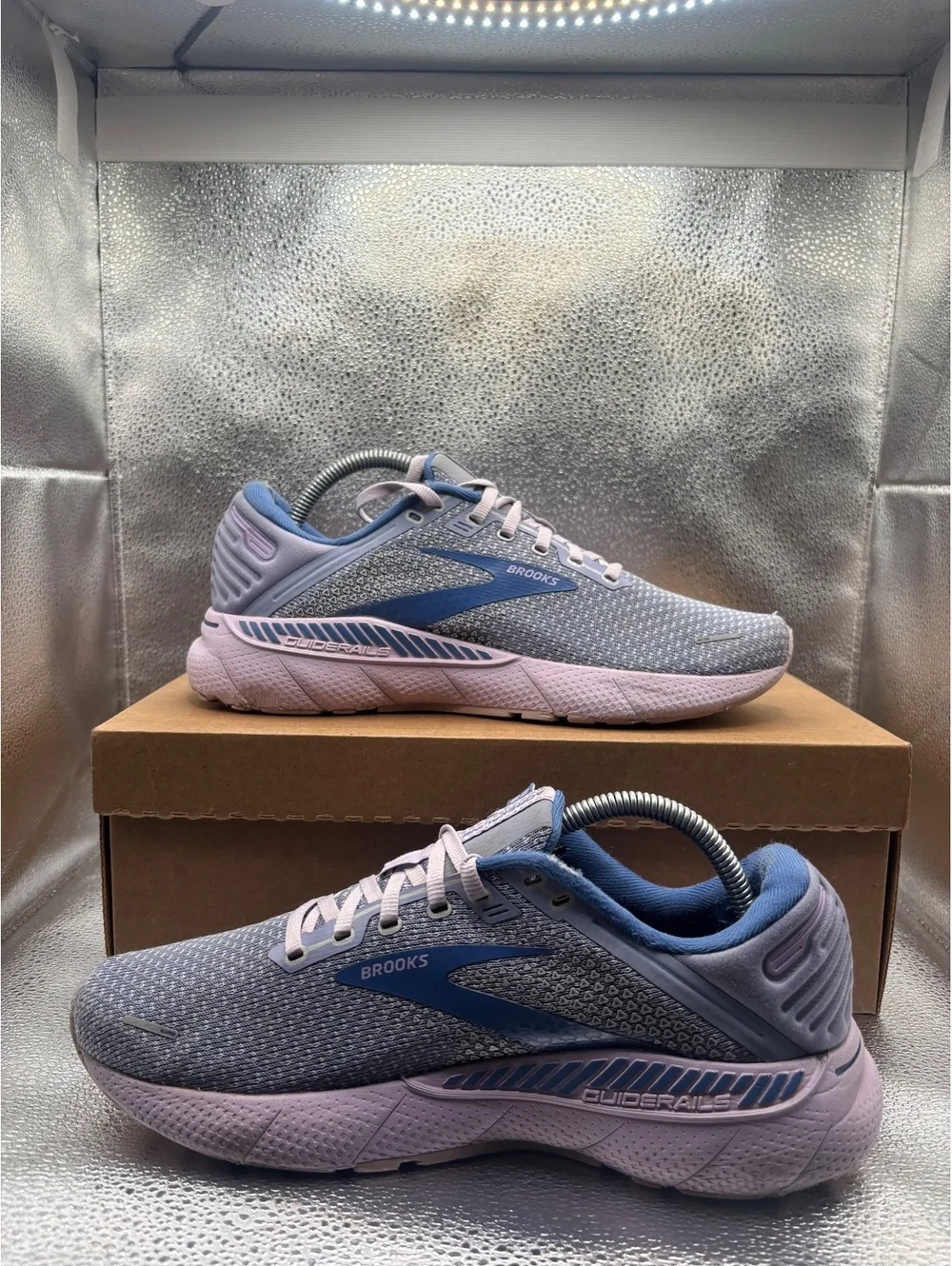 Brooks adrenaline GTS 22 purple blue Dutch
